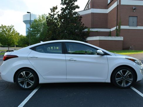 Used 2015 Hyundai Elantra Sport FWD image 4