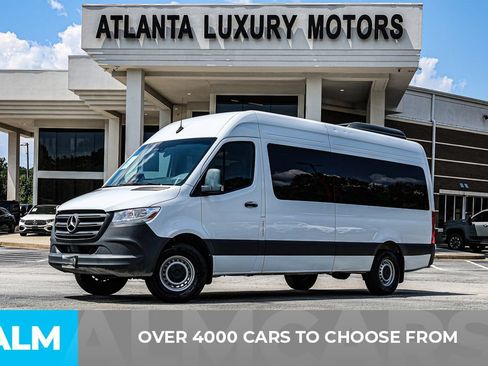 Used 2025 Mercedes-Benz Sprinter 2500 image 2