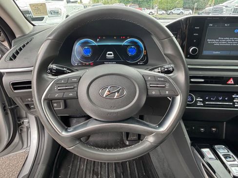 Used 2020 Hyundai Sonata SEL w/ Convenience + Sunroof Package FWD image 13