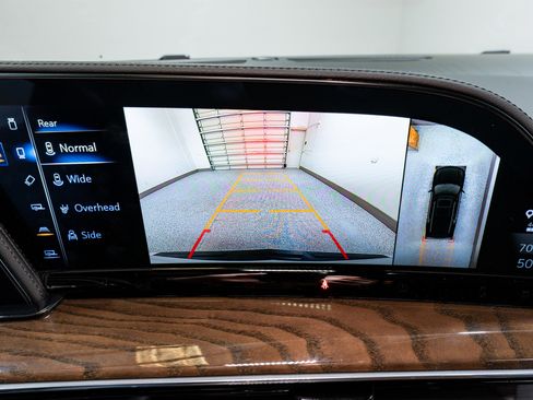 Used 2023 Cadillac Escalade Sport Platinum w/ LPO, ONYX Package image 24