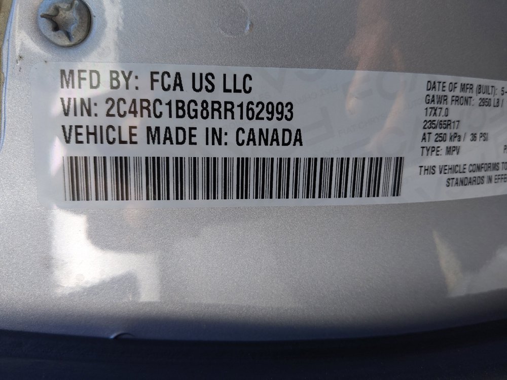 Used 2024 Chrysler Pacifica Touring-L FWD image 33
