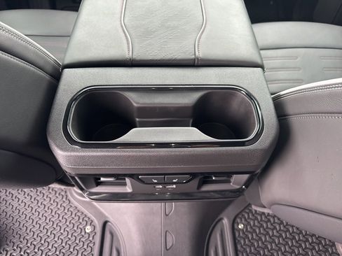 Used 2025 GMC Sierra 1500 AT4X image 26