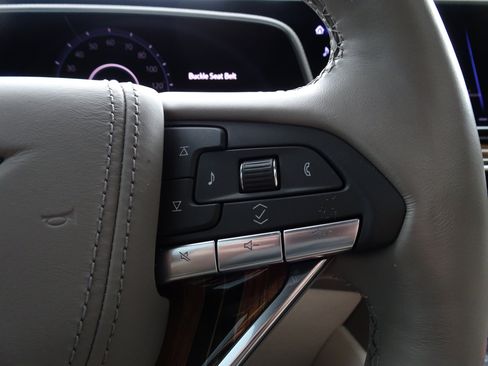 Used 2024 Cadillac Escalade Sport Platinum w/ LPO, ONYX Package AWD/4WD image 35