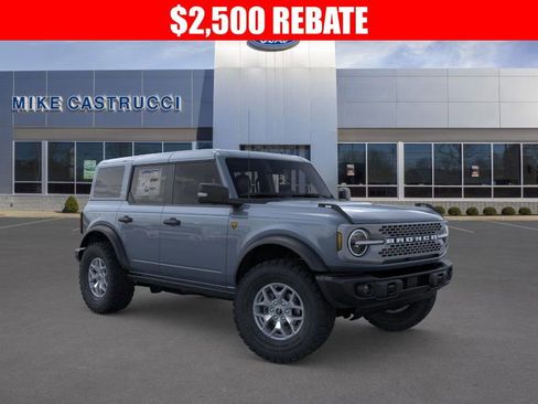 New 2025 Ford Bronco Badlands image 7