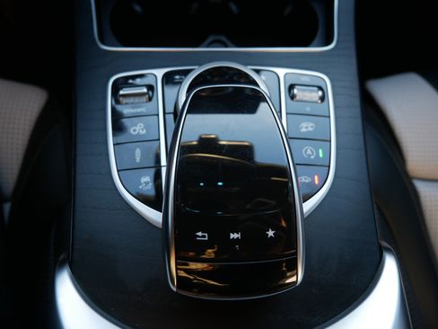 Used 2019 Mercedes-Benz GLC 63 AMG S image 34