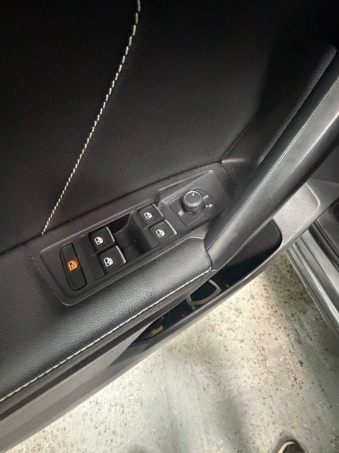 Used 2023 Volkswagen Tiguan SE FWD image 20