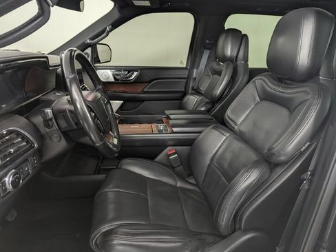 Used 2020 Lincoln Navigator Reserve w/ Equipment Group 208A Reserve AWD/4WD image 10