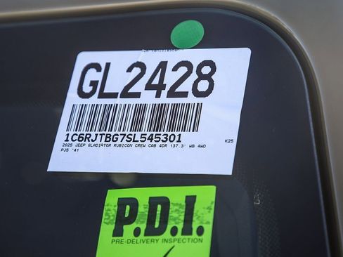 New 2025 Jeep Gladiator Rubicon w/ Convenience Group image 28