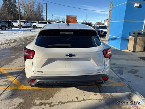 New 2026 Chevrolet Trax RS image 6