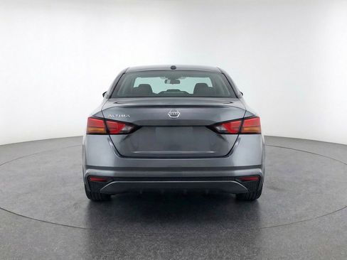 Used 2025 Nissan Altima 2.5 SV FWD image 7