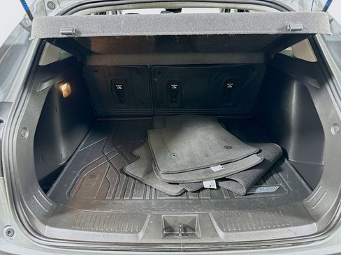 Used 2024 Chevrolet Trax ACTIV w/ Sunroof Package image 28