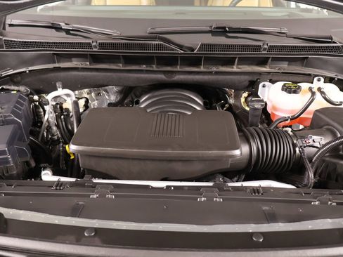 Used 2026 Cadillac Escalade Luxury w/ LPO, Floor Liner Package image 23