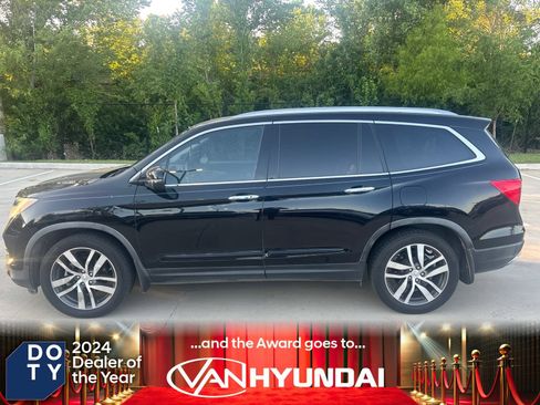 Used 2016 Honda Pilot Touring image 1