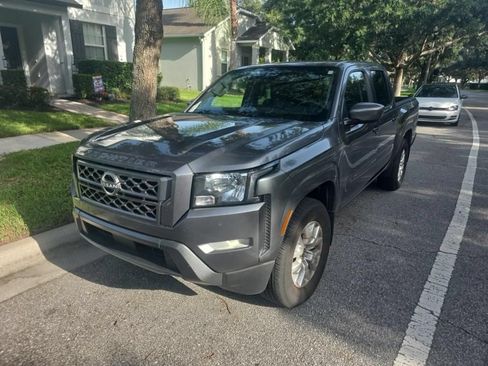 Certified 2023 Nissan Frontier SV w/ SV Convenience Package RWD image 2