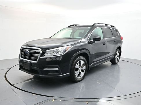 Used 2022 Subaru Ascent Premium w/ Convenience Package image 3