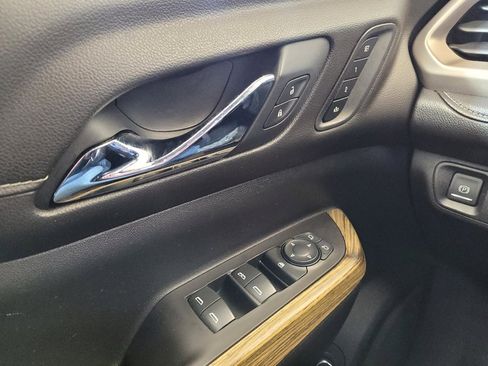Used 2019 GMC Acadia Denali AWD/4WD image 27