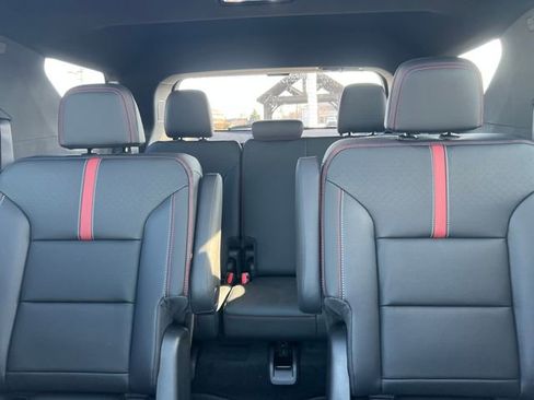 New 2026 Chevrolet Traverse RS w/ LPO, Floor Liner Package image 21