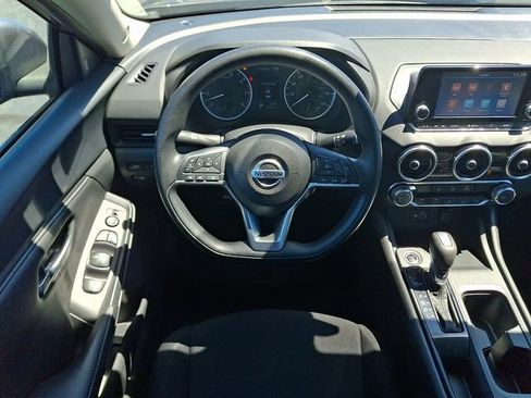 Used 2023 Nissan Sentra S FWD image 12