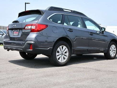 Used 2018 Subaru Outback 2.5i AWD/4WD image 7