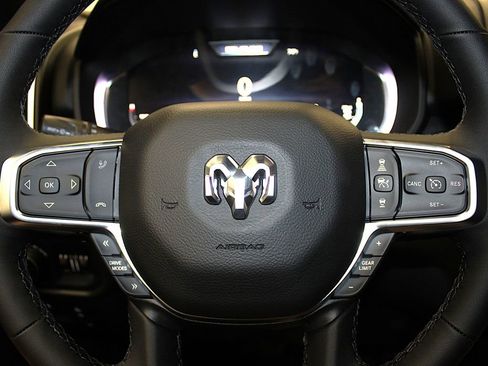 New 2026 RAM 1500 4x4 Crew Cab image 11