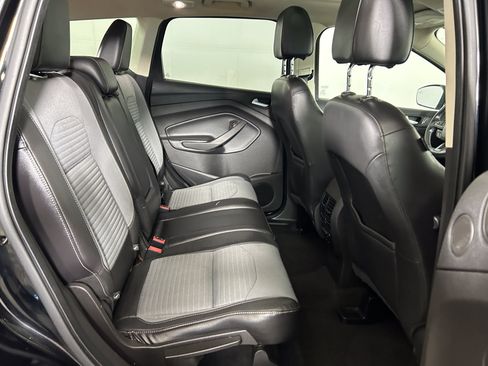 Used 2017 Ford Escape SE w/ Equipment Group 201A AWD/4WD image 24