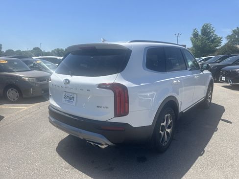 Used 2020 Kia Telluride EX AWD/4WD image 4