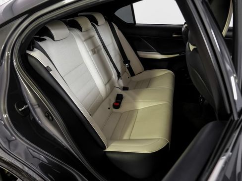 Used 2022 Lexus IS 350 F Sport RWD image 39
