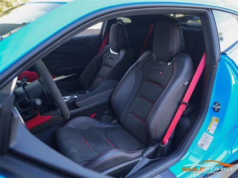 Used 2023 Chevrolet Camaro ZL1 RWD image 27