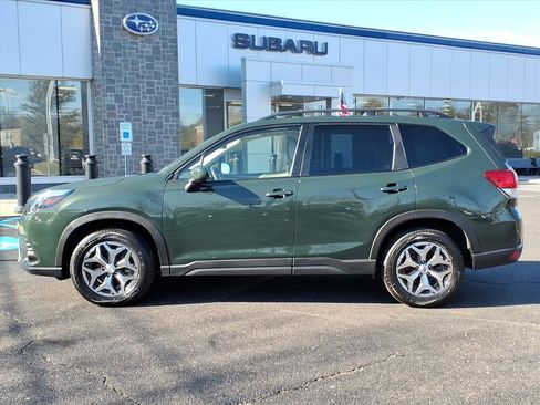 Certified 2023 Subaru Forester Premium image 6