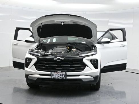 Used 2025 Chevrolet TrailBlazer LT w/ Convenience Package AWD/4WD image 53