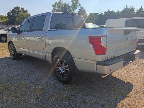 Used 2021 Nissan Titan SV RWD image 7