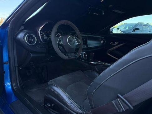 Used 2017 Chevrolet Camaro SS image 37