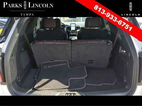 Used 2022 Ford Explorer Platinum w/ Equipment Group 601A AWD/4WD image 8