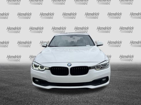 Used 2016 BMW 320i Sedan image 3