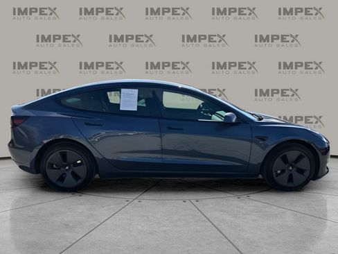 Used 2023 Tesla Model 3 Standard Range image 6