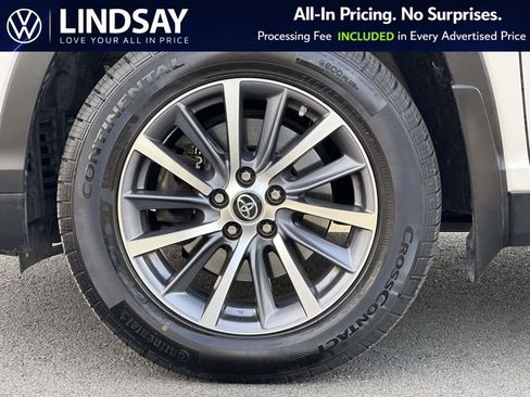 Used 2019 Toyota Highlander XLE image 6