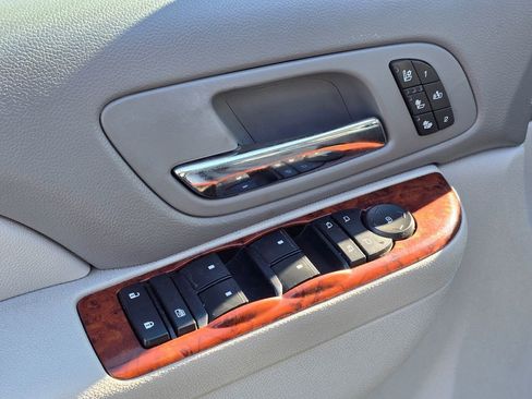 Used 2012 GMC Sierra 1500 SLT w/ SLT White Diamond Edition image 24