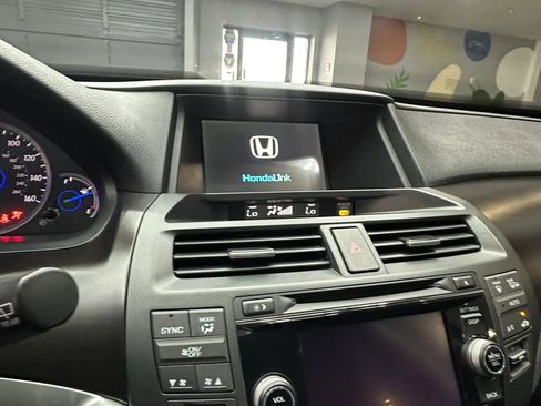 Used 2014 Honda Crosstour EX-L image 12