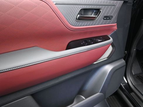 New 2026 INFINITI QX80 Autograph w/ Premium Cargo Package image 11