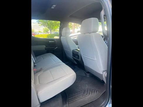 Used 2022 Chevrolet Silverado 1500 LT Trail Boss w/ Bed Protection Package AWD/4WD image 16