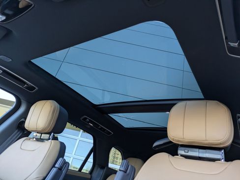 New 2026 Land Rover Range Rover Sport Dynamic SE image 24