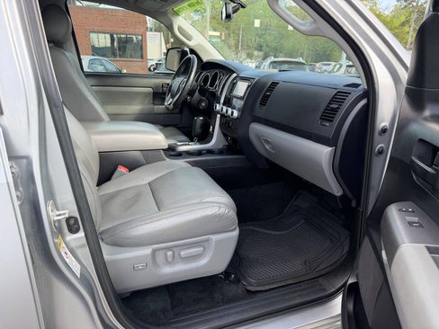 Used 2016 Toyota Sequoia SR5 w/ Premium Package image 13