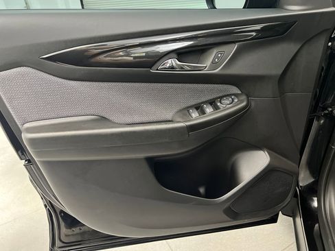 Used 2025 Chevrolet TrailBlazer LT AWD/4WD image 11