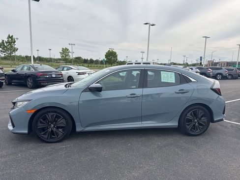 Used 2019 Honda Civic EX image 4