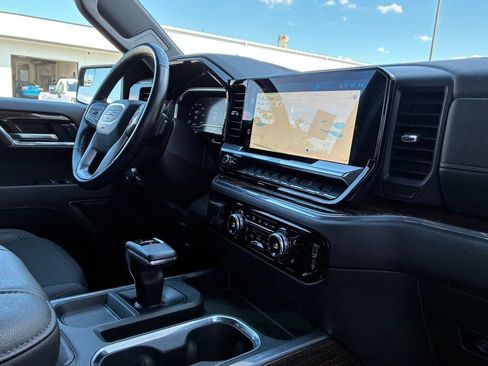 Used 2023 GMC Sierra 1500 Elevation w/ X31 Off-Road Package AWD/4WD image 37