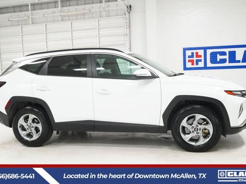 Used 2023 Hyundai Tucson SEL AWD/4WD image 4