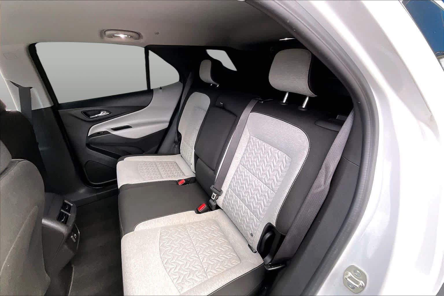 Used 2024 Chevrolet Equinox LS w/ LS Convenience Package FWD image 19