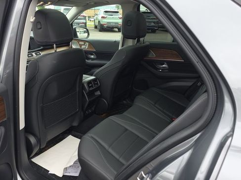 Used 2025 Mercedes-Benz GLE 350 4MATIC image 24