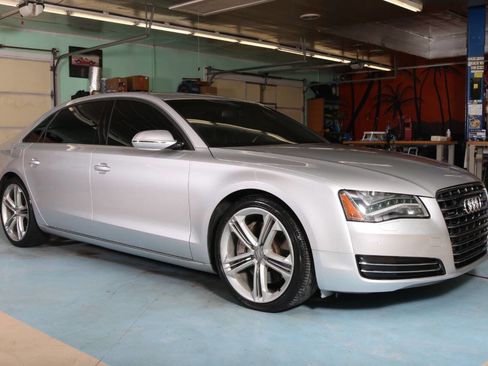 Used 2013 Audi A8 L 4.0T w/ Comfort Pkg image 13