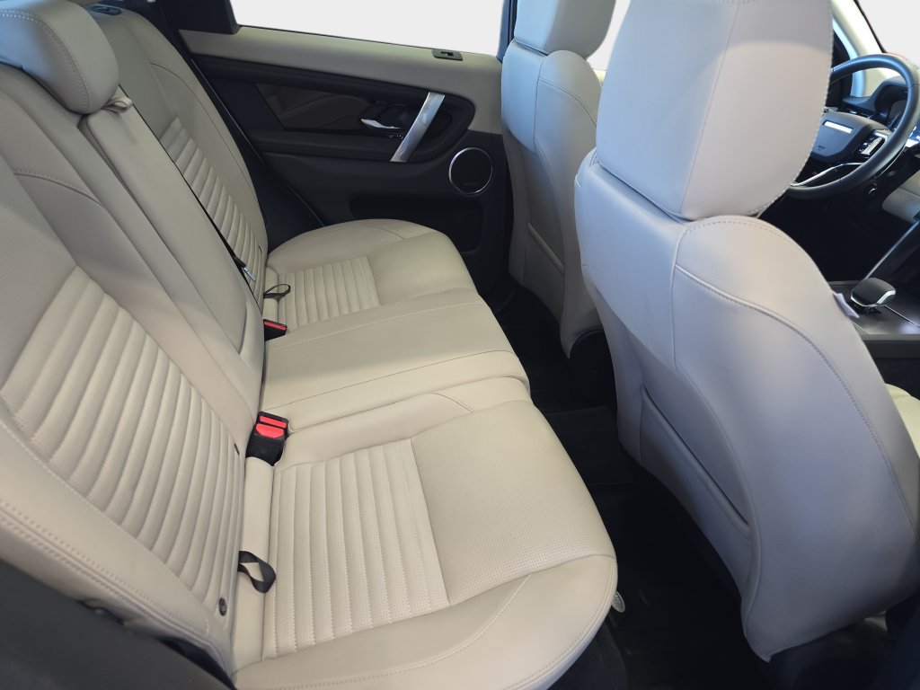 Certified 2025 Land Rover Discovery Sport S AWD/4WD image 13